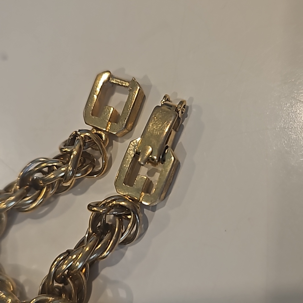 Vintage Givency | Vintage G Link Bracelet | 7inch - Picture 3 of 4